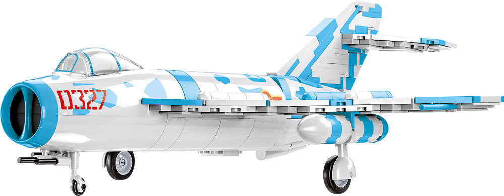 Cobi 2424 MIG-17 NATO code ”Fresco”