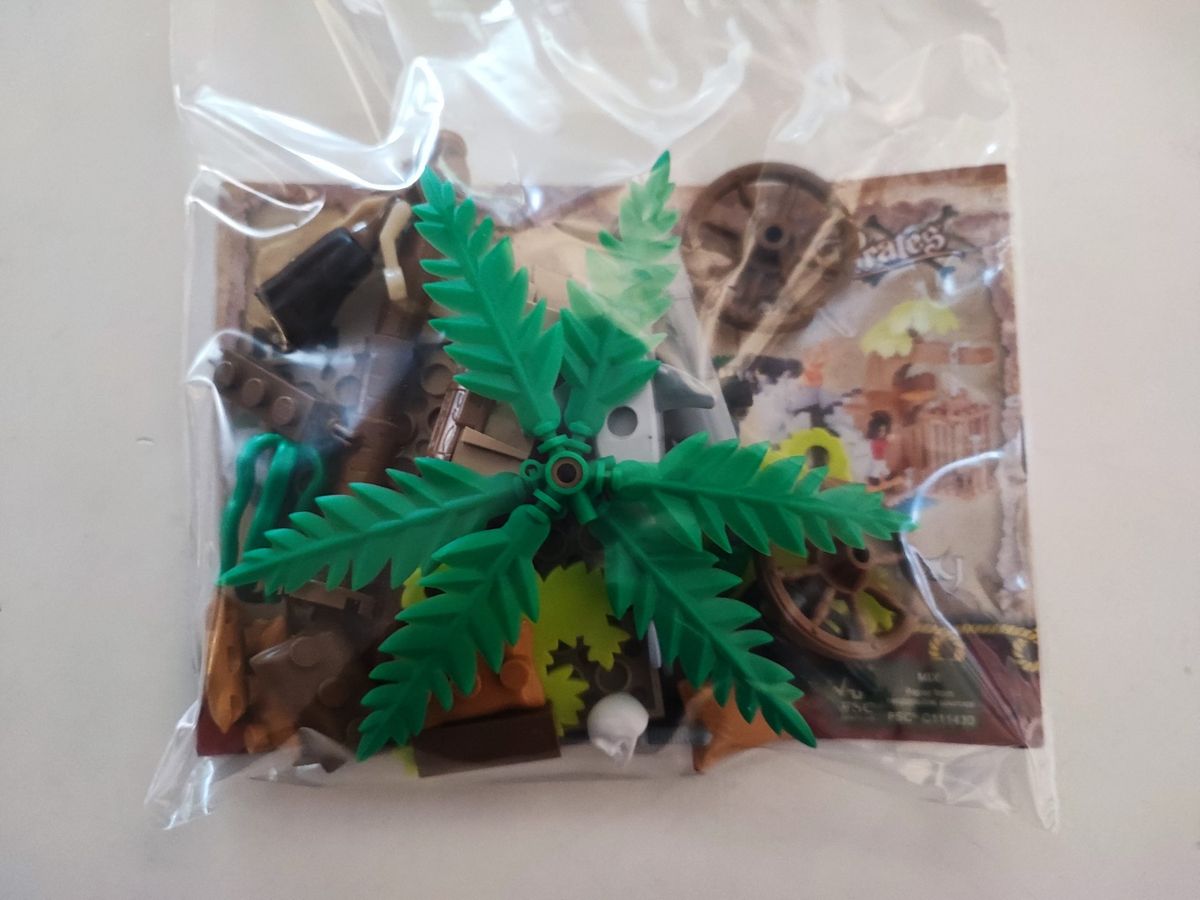 Cobi 6011 Buccaneer Island gebraucht
