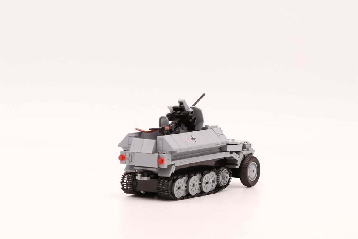 Sd.kfz. 251 mit 2cm Flak