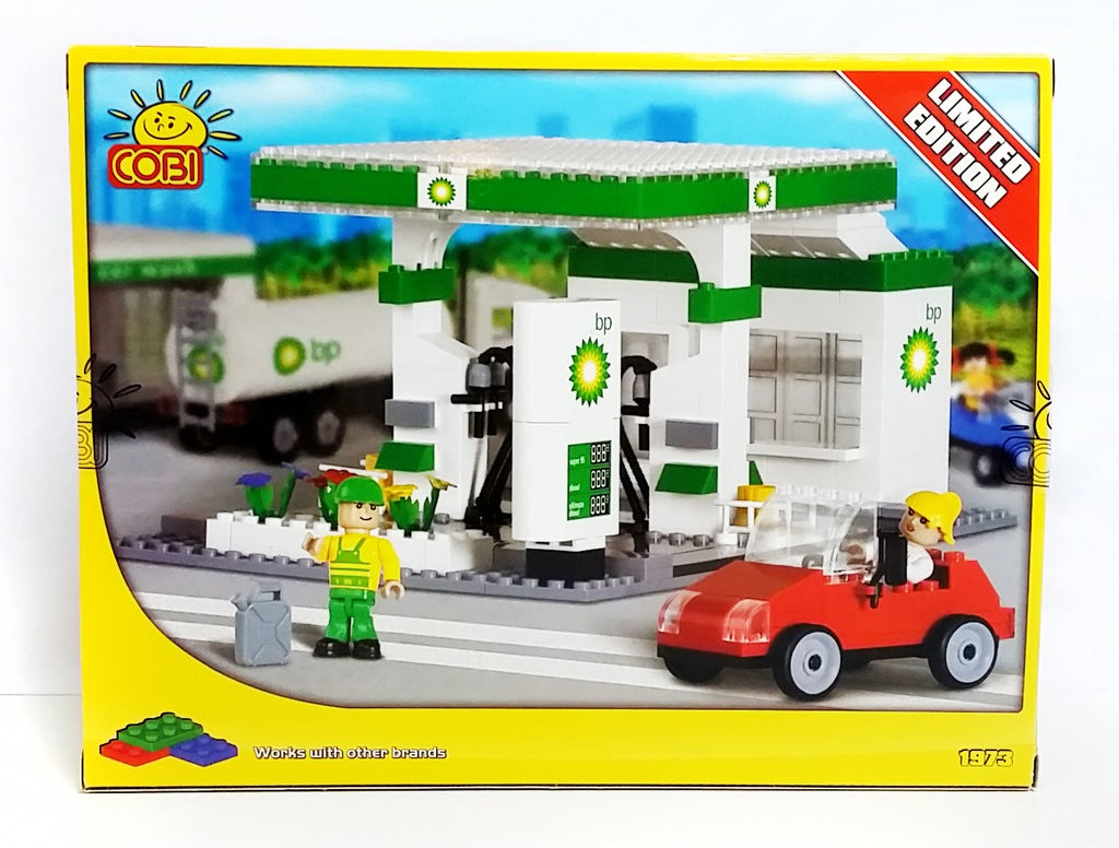 Cobi 1973 BP gas station