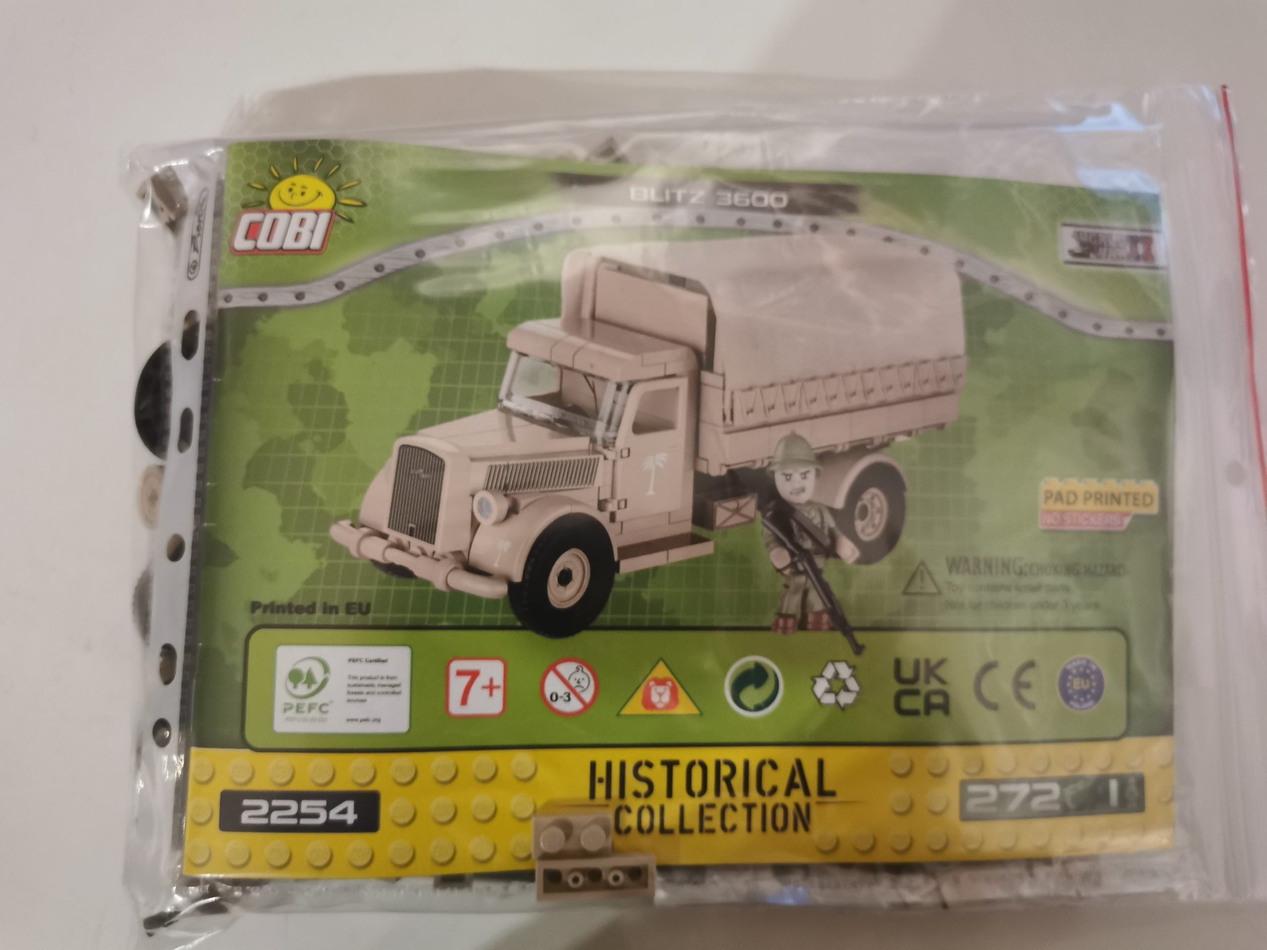 Cobi 2254 Blitz 3600 usado