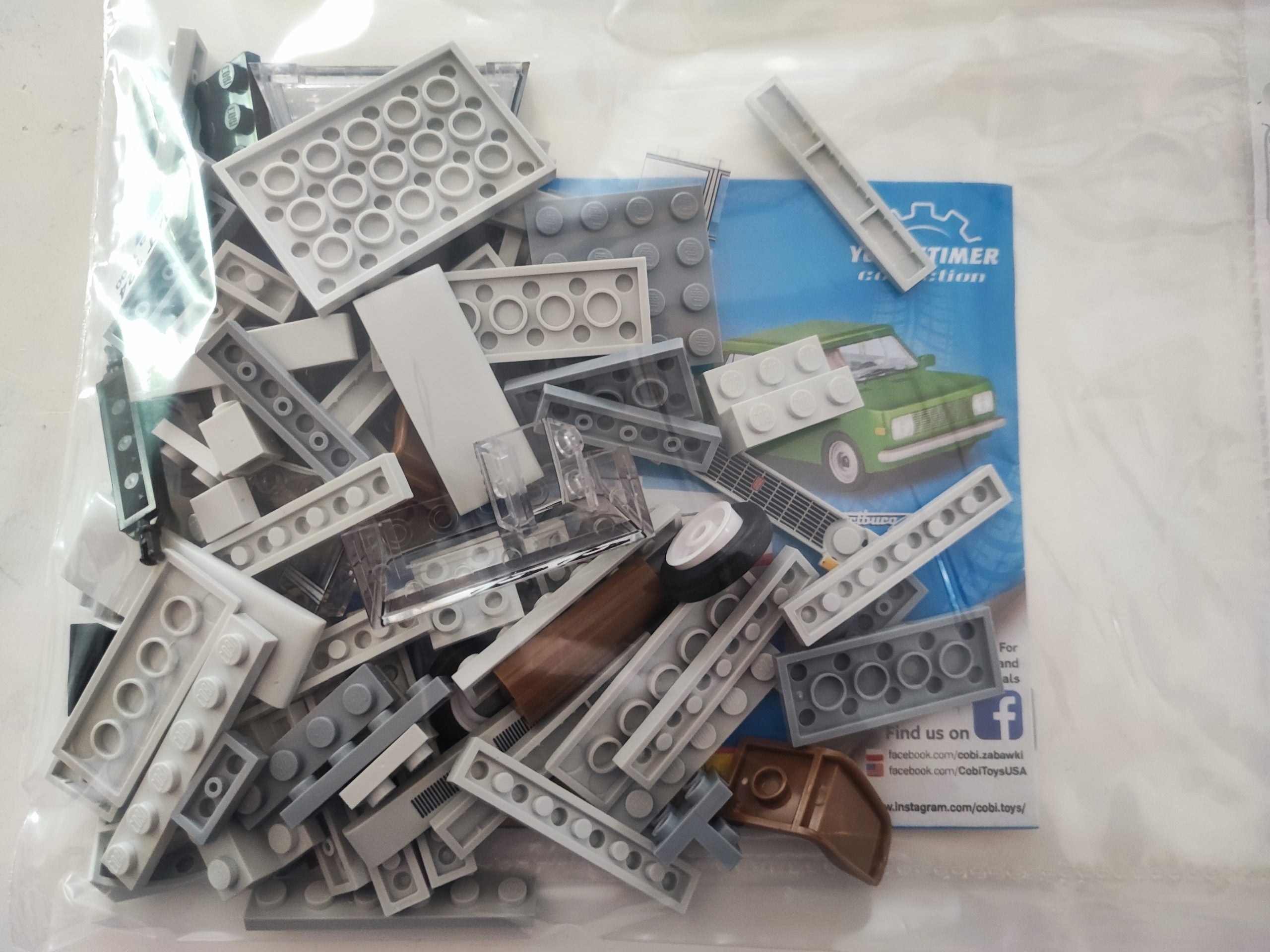 Cobi 24521 Fiat 124 berlina 1200 gebraucht